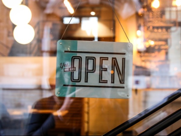Your guide to credit cards right supporting image